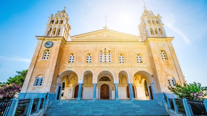 The church of Agia Trida in Lefkes, Paros