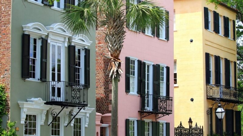 rainbow row in charleston sc
