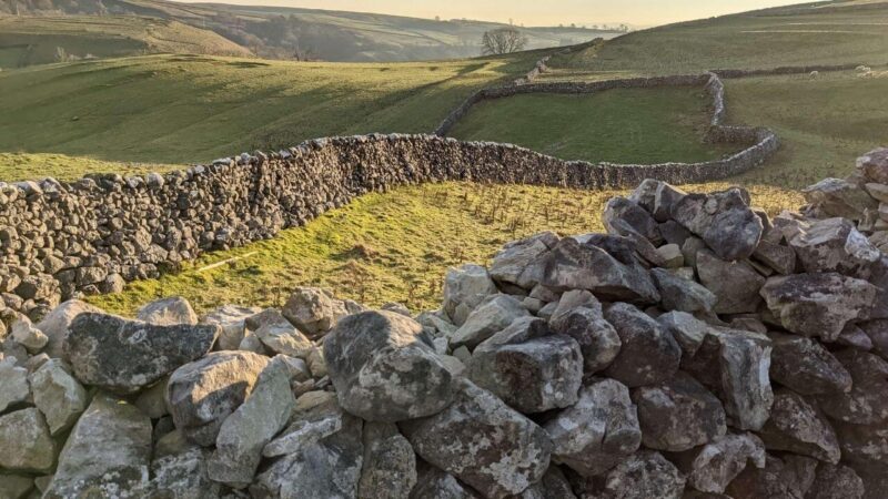 stone walls in yorkshire