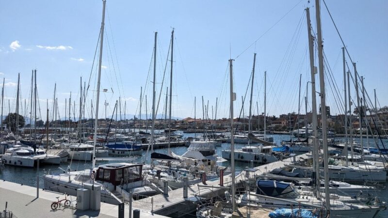 a liveaboard marina