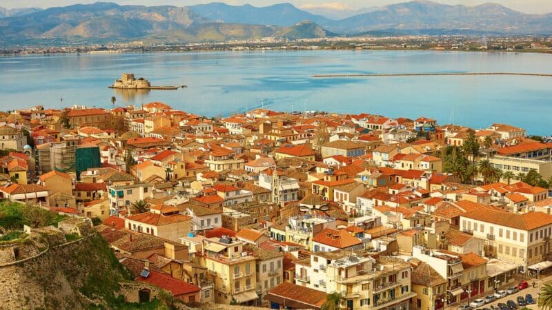 The buzzing town of Nafplion