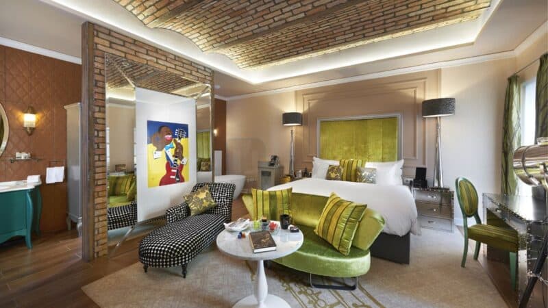 individually music themed rooms