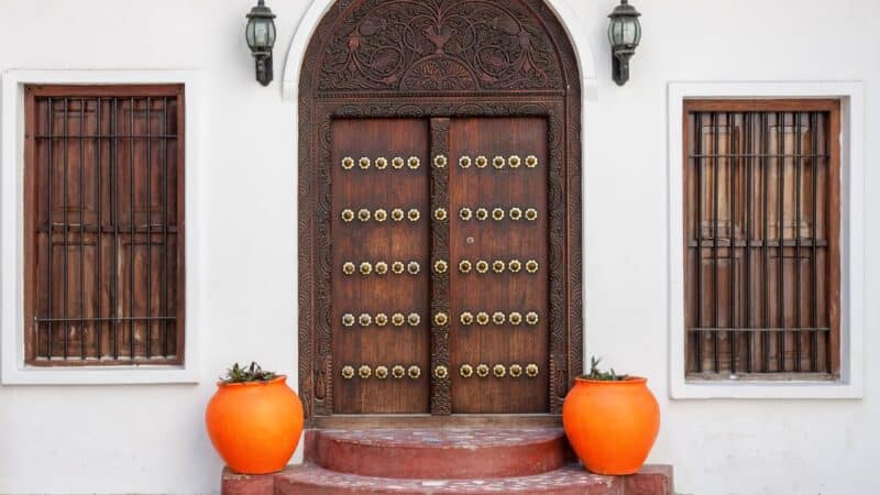 a doorway in sstone town