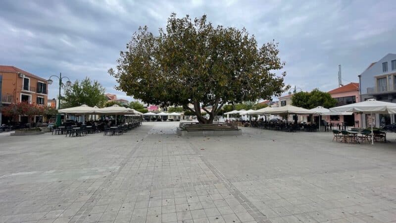 lixouri town square