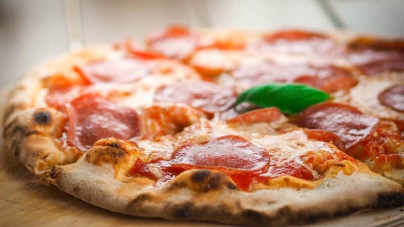 pizza, which italy is well known for